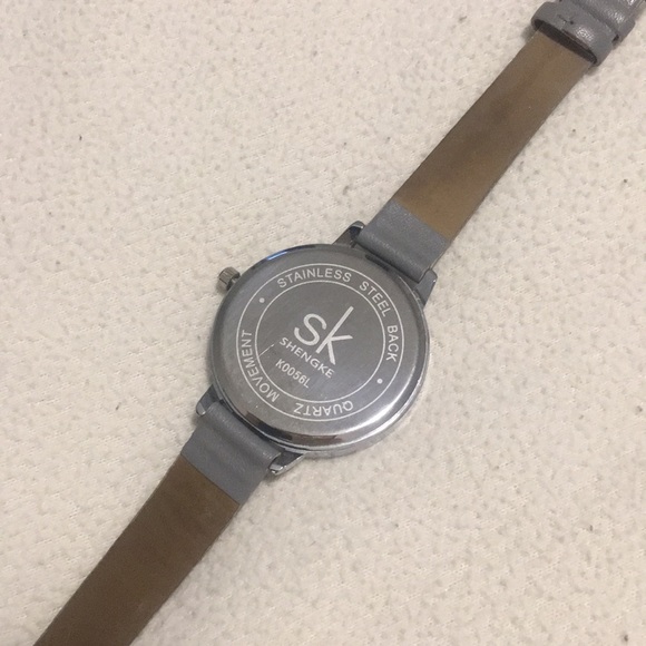 SK Shengke Leather Wristwatch - Picture 6 of 6